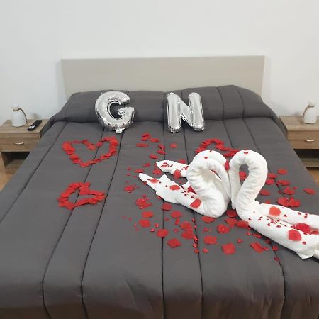 La Grotta Apartment ซาแลร์โน ภายนอก รูปภาพ